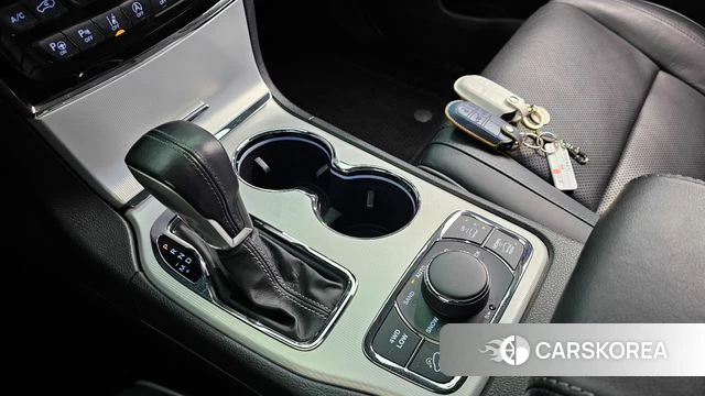 Jeep Grand Cherokee id 3833511 из Кореи 19