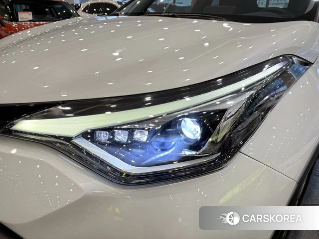 Toyota C-HR id 4209211 из Китая 34