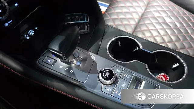 Genesis G70 id 3583548 из Кореи 19
