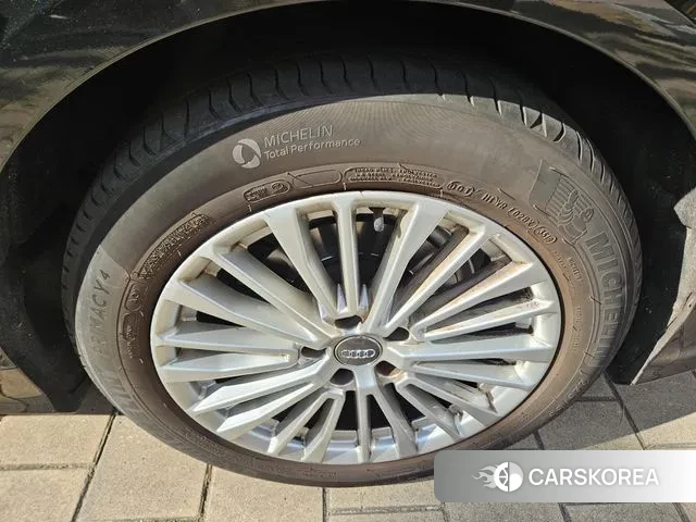 Audi A6 (C8) id 3562501 из Кореи 16