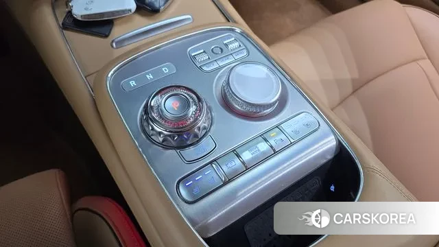 Genesis G90 (RS4) id 3159911 из Кореи 19