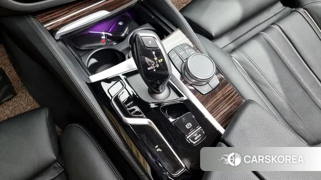 BMW 5 Series (G30) id 2984335 из Кореи 19