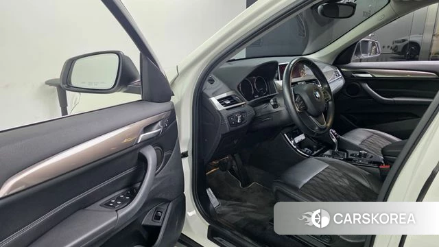 BMW X1 (F48) id 3924107 из Кореи 19