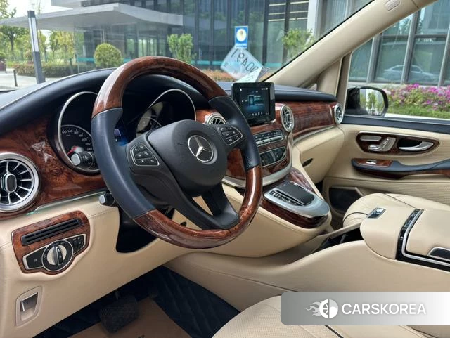 Mercedes-Benz V-class (overseas) id 4239441 из Китая 9