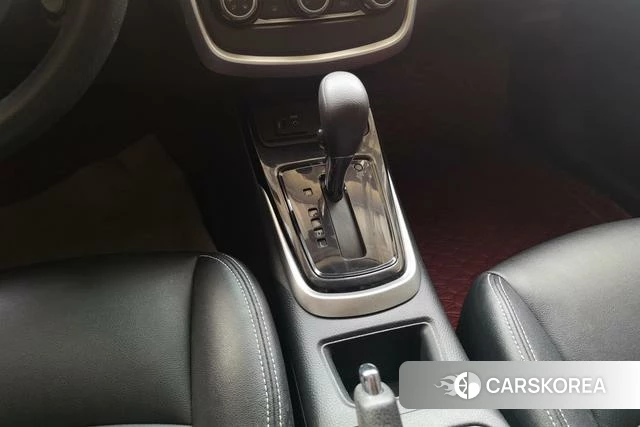 Nissan TIIDA id 4291519 из Китая 16