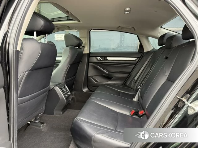 Honda Accord id 4291472 из Китая 10