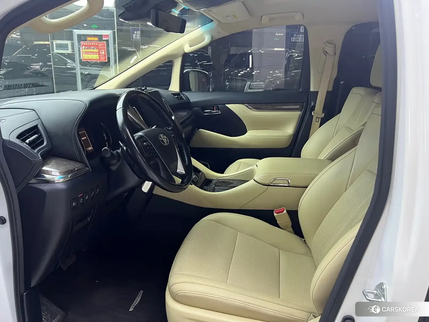 Toyota Vellfire id 4685922 из Китая 10