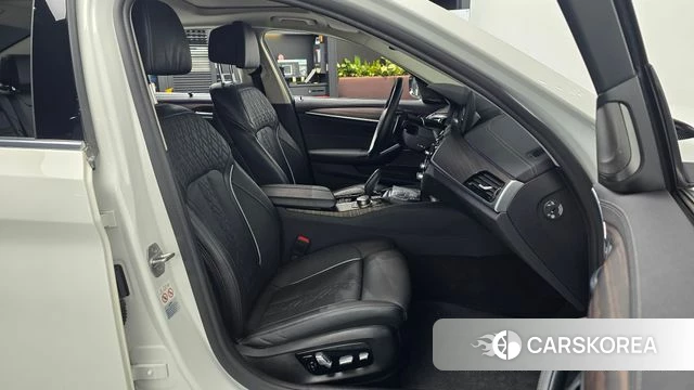 BMW 5 Series (G30) id 4555983 из Кореи 29