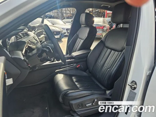 Audi e-Tron id 2507023 из Кореи 19