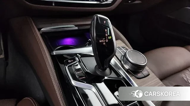 BMW 5 Series (G30) id 3519113 из Кореи 19