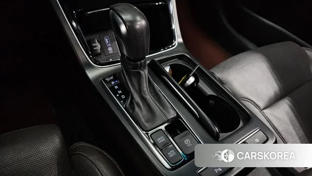 Hyundai Grandeur IG id 3368647 из Кореи 19