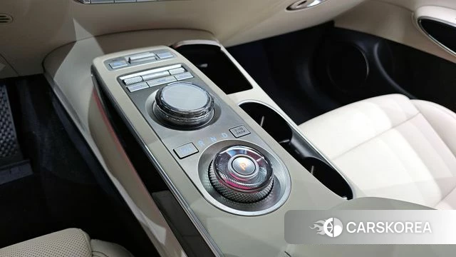 Genesis GV70 id 4249731 из Кореи 32