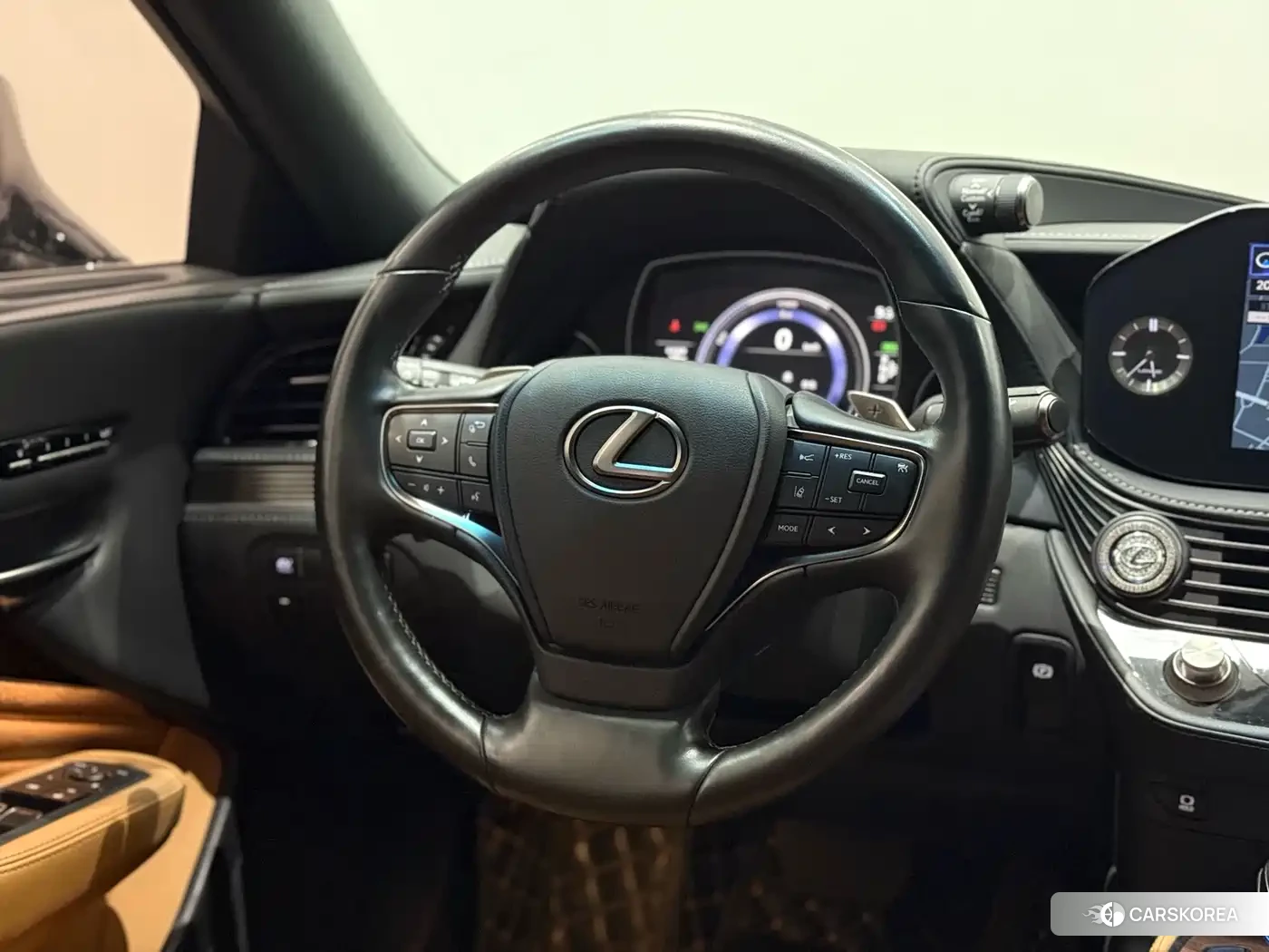 Lexus LS id 4514152 из Китая 18
