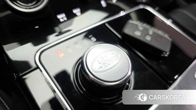 Land Rover Range Rover Velar id 3853253 из Кореи 19