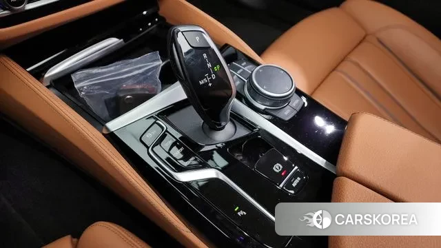 BMW 5 Series (G30) id 3606662 из Кореи 19