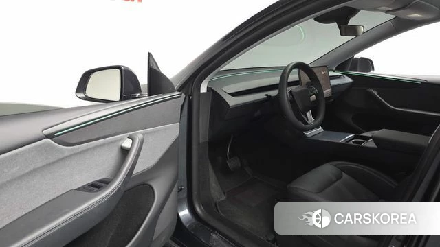Tesla Model Y id 4862798 из Кореи 34