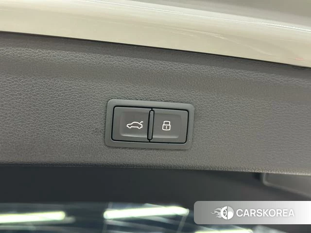 Audi Q3 id 4258685 из Китая 37