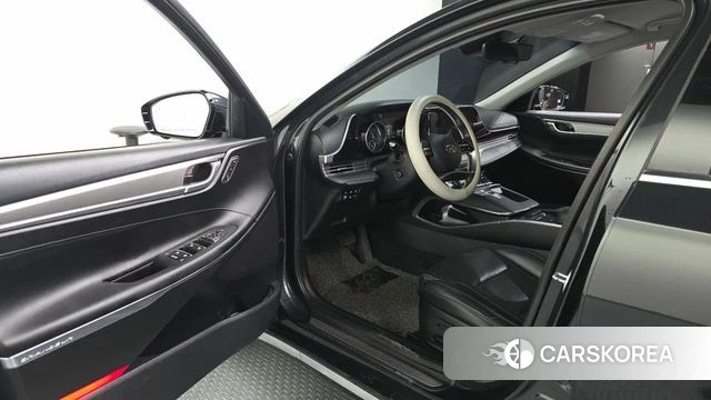 Hyundai The New Grandeur IG Hybrid id 4268372 из Кореи 33