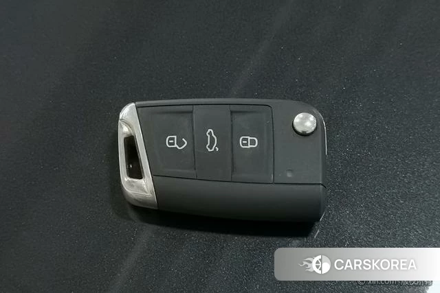Volkswagen Sagitar id 4299620 из Китая 23