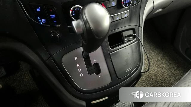 Hyundai The New Grand Starex id 4384198 из Кореи 29