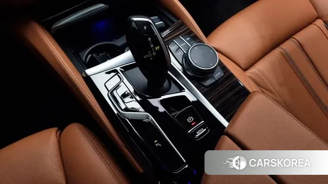 BMW 5 Series (G30) id 3312533 из Кореи 19