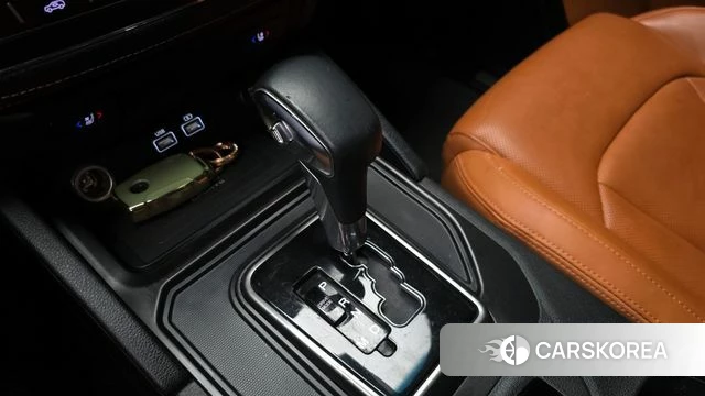 Ssangyong The New Rexton Sports Cannes id 3871385 из Кореи 19