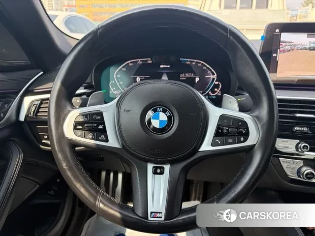 BMW 5 Series (G30) id 3771619 из Кореи 19