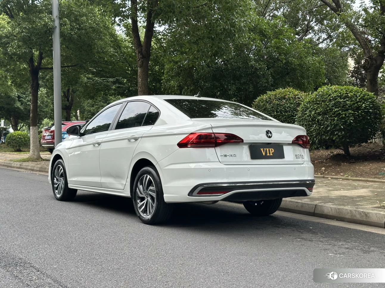 Volkswagen Bora id 4485370 из Китая 13