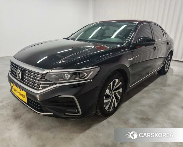 Volkswagen Passat PHEV id 4298047 из Китая 19