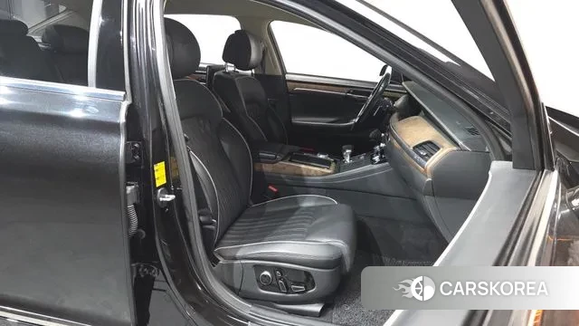 Genesis G90 id 3737005 из Кореи 19