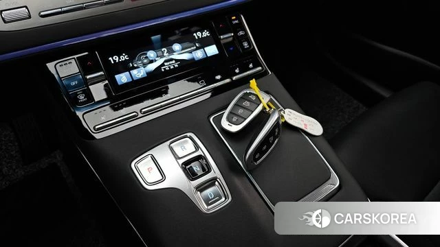 Hyundai The New Grandeur IG id 4383760 из Кореи 33