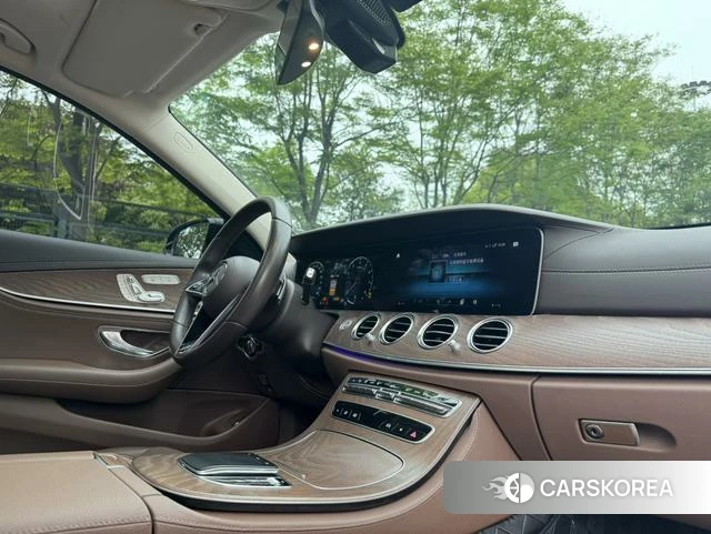 Mercedes-Benz E-class id 4265652 из Китая 15