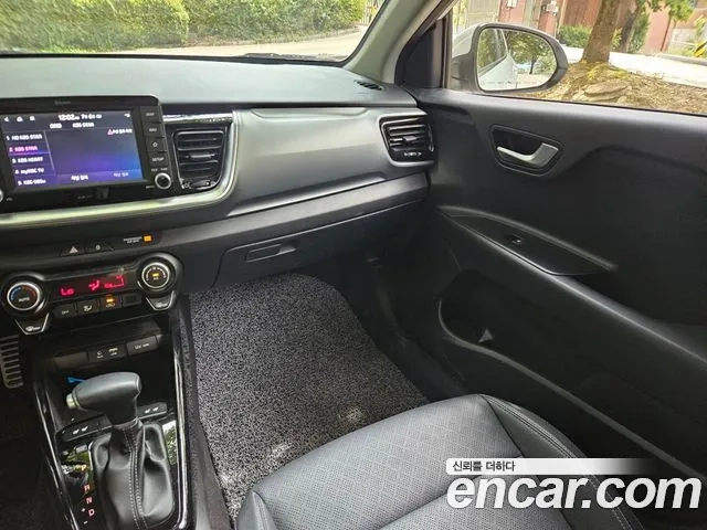 Kia Stonic id 2899627 из Кореи 19