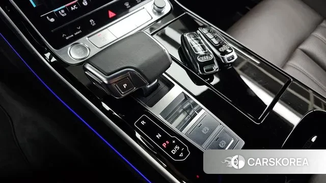 Audi A8 (D5) id 3059776 из Кореи 19