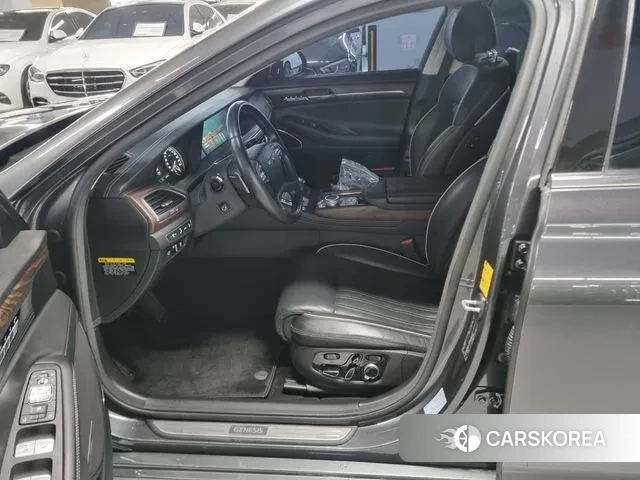 Genesis G90 id 3676669 из Кореи 19