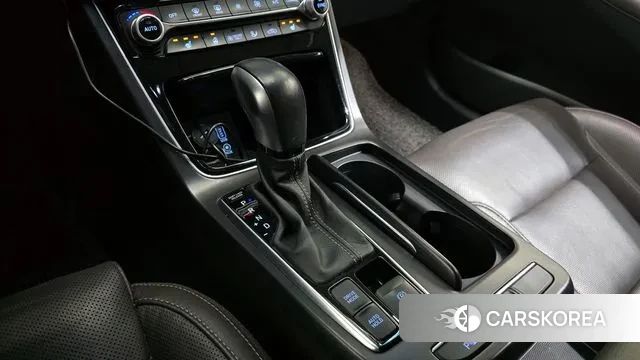 Hyundai Grandeur IG Hybrid id 3526460 из Кореи 19