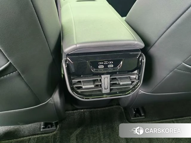 Toyota bZ5 id 4261115 из Китая 28