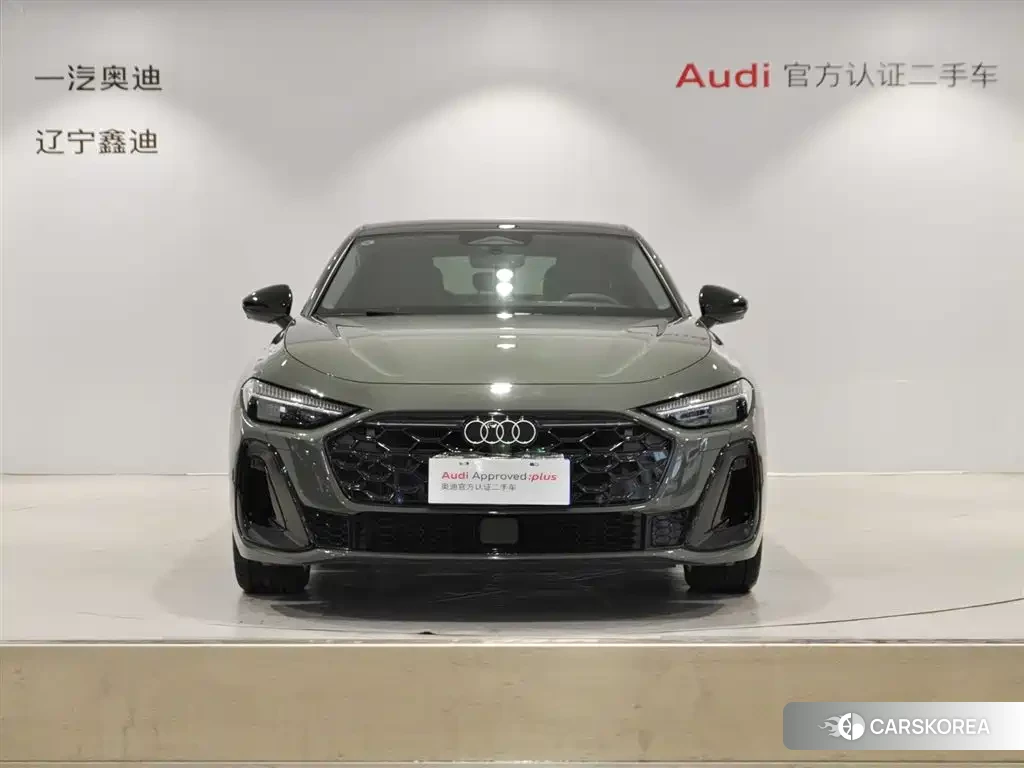 Audi A5L id 4644486 из Китая 9