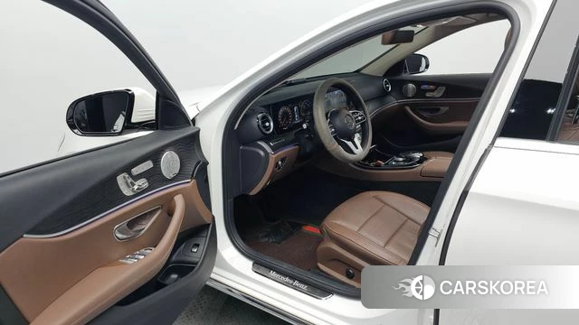 Mercedes-Benz E-Class W213 id 4732834 из Кореи 33