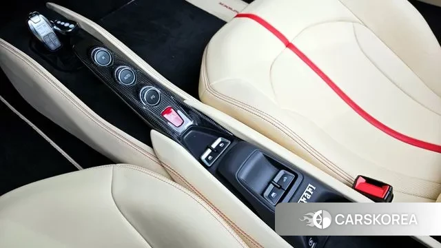 Ferrari F8 Spider id 3394844 из Кореи 19