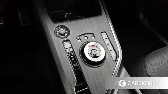 Kia Di Ol Nu Niro id 3348744 из Кореи 19