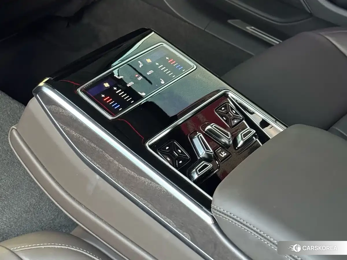 Audi A8 id 4686262 из Китая 18