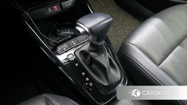 Kia Stonic id 3796398 из Кореи 19