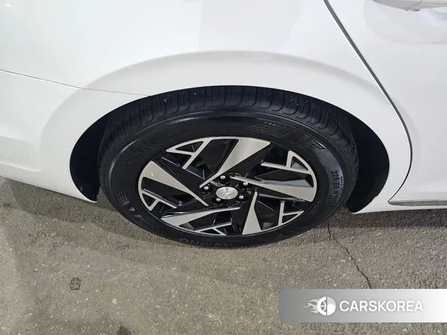 Hyundai The New Grandeur IG Hybrid id 3551268 из Кореи 19