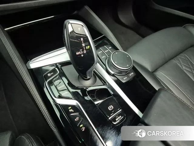 BMW 6 Series GT (G32) id 3436997 из Кореи 17