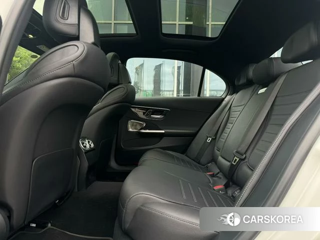 Mercedes-Benz Class C id 4255970 из Китая 9