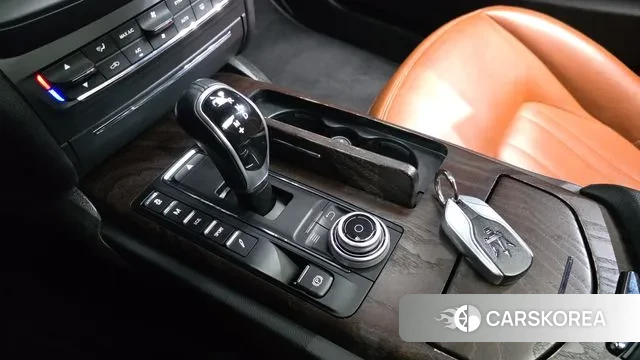 Maserati Ghibli id 3709274 из Кореи 19