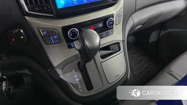 Hyundai The New Grand Starex id 4477250 из Кореи 29