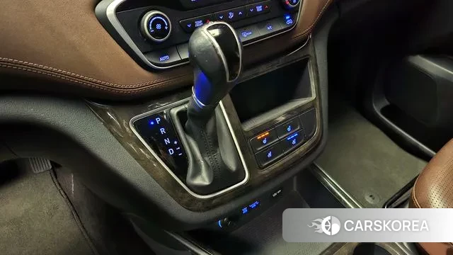 Hyundai The New Grand Starex id 3601961 из Кореи 19