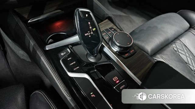 BMW 5 Series (G30) id 4658230 из Кореи 19